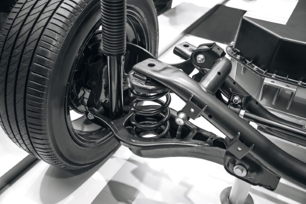 7 Signs Of Suspension Problems You Must Know | Pete's, Inc.